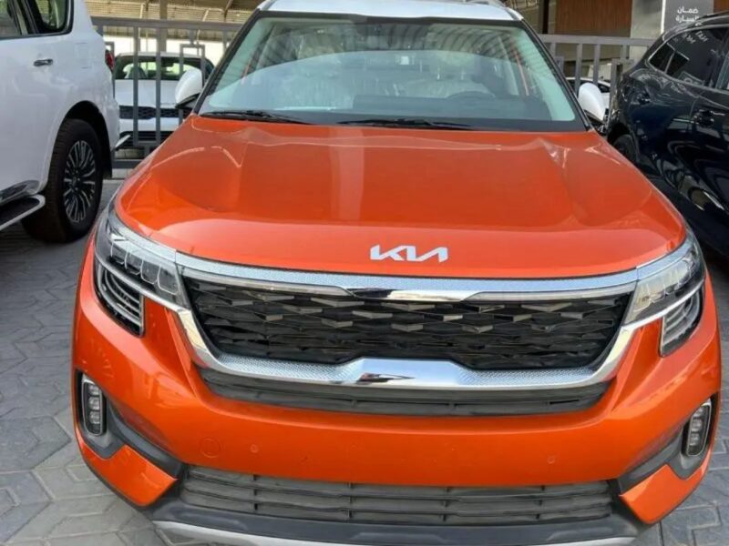 2026 Kia Seltos 2.0-Liter 4-Cylinder Petrol Engine Orange Black SUV GCC Specs Automatic