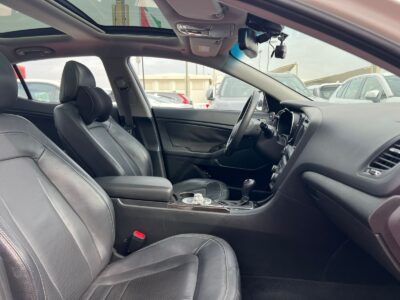 2012 Kia Optima K5 2.0 Litres 4 Cylinders Petrol Engine White Black Sedan Korean Specs