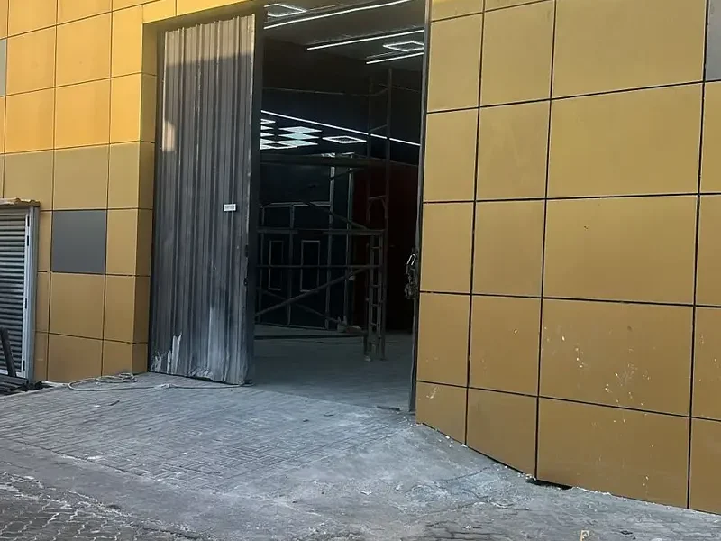 5,900 sqft Direct From Owner Prime Location Road Al Quoz Industrial Area 1 Ready to Move in