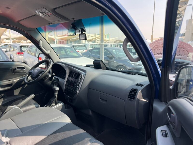 2022 Kia Bongo 2.5 Litres 4 Cylinders Diesel Engine Blue Black Pickup Truck Korean Specs