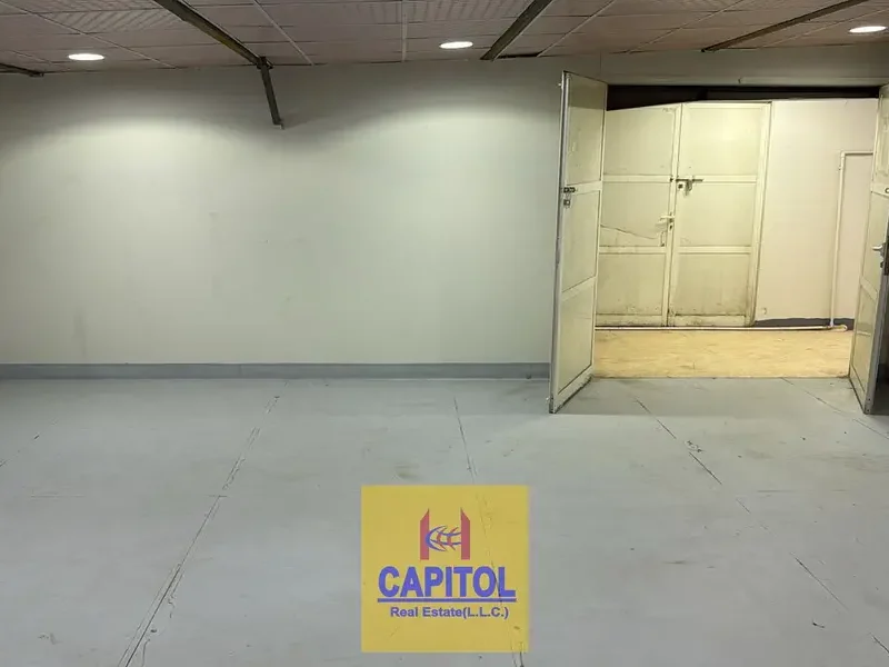 Al Quoz Spacious 900 Sq. Ft. Warehouse For Rent | Secure | Easy Loading | Ready Now In Al Quoz 3
