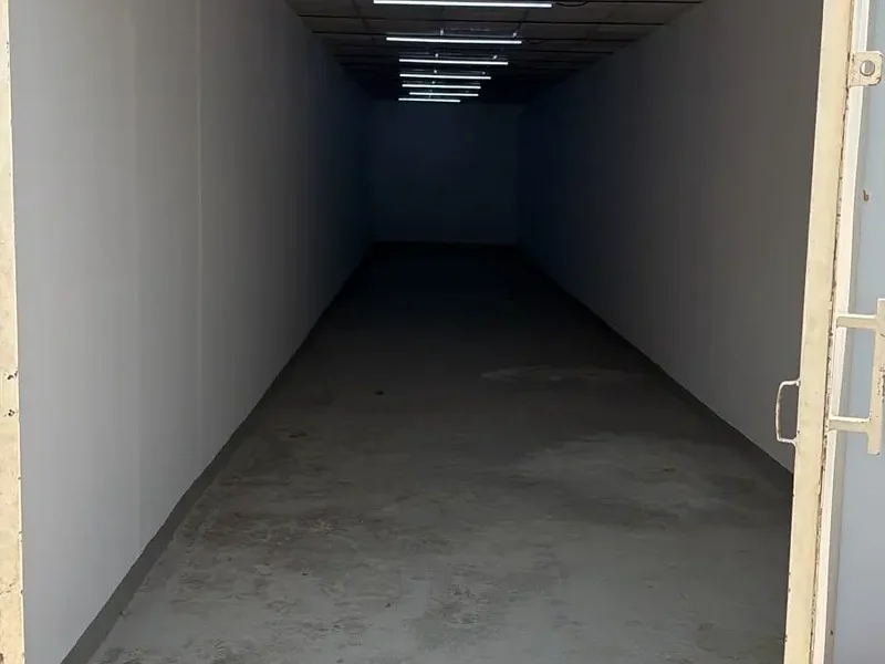 Al Quoz Neat and Spacious 850 Sq Ft Warehouse | Easy Access | Al Quoz 1 | Ready To Use