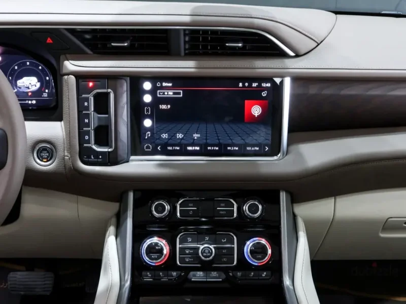 2023 GMC Yukon Denali 6.2 Litres V8 Petrol Engine White Beige SUV GCC Specs Automatic