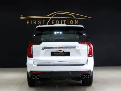 2023 GMC Yukon Denali 6.2 Litres V8 Petrol Engine White Beige SUV GCC Specs Automatic