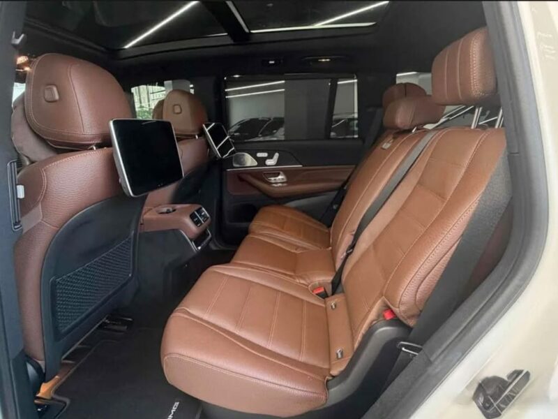 2025 Mercedes Benz GLS580 4MATIC 4.0L 8 Cylinders Petrol Engine White Brown SUV Korean Specs