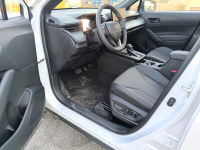 2026 Toyota Corolla Cross GLI 2.0 Litres 4 Cylinders Hybrid Engine White Black SUV Chinese Specs