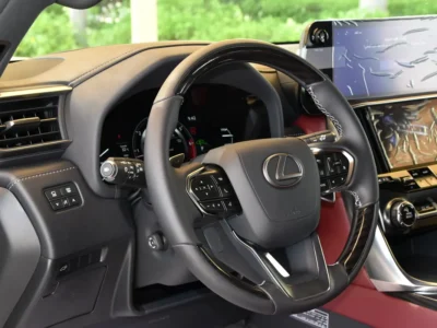 2023 Lexus LX-Series LX 600 Signature 3.5L V6 Twin-Turbo Petrol Engine Green Red SUV GCC