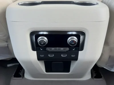 2024 GMC Yukon Denali 6.2 Litres V8 Petrol Engine Black White SUV GCC Specs Automatic