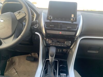 2026 Mitsubishi Eclipse Cross 1.5L turbocharged 4 Cylinders Petrol Engine White Black SUV GCC