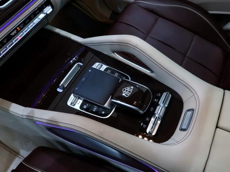 2023 Mercedes-Maybach GLS-Class GLS 600 4Matic 4.0L V8 Biturbo Engine Silver Beige SUV GCC