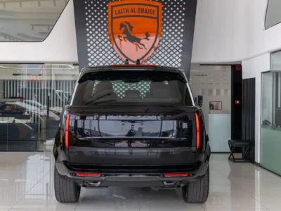 2026 Land Rover Range Rover AUTOBIOGRAPHY P530 4.4L V8 Twin-Turbo Black Burgundy SUV