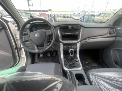 2023 MG T60 2.8-Litre Turbo-Diesel Engine White Grey Pickup Truck GCC Specs Automatic