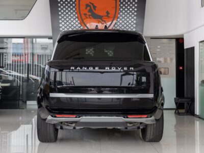 2026 Land Rover Range Rover AUTOBIOGRAPHY P530 4.4L V8 Twin-Turbo Black Tan SUV GCC