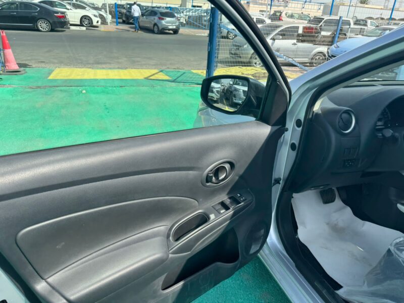 2026 Nissan Sunny 1.6-liter 4-cylinder Petrol Engine Silver Black Sedan GCC Specs Automatic