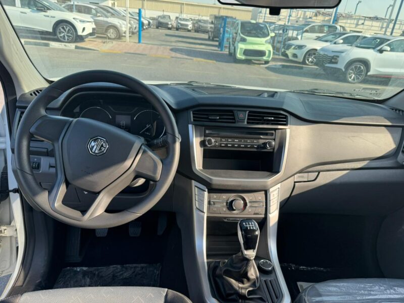 2022 MG T60 2.8-Litre Turbo-Diesel Engine White Black Pickup Truck GCC Specs Automatic