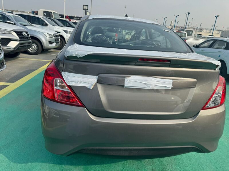 2026 Nissan Sunny 1.6-liter 4-cylinder Petrol Engine Grey Black Sedan GCC Specs Automatic
