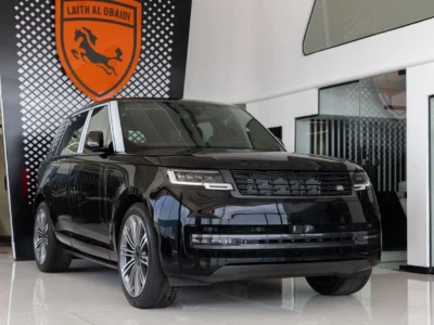 2026 Land Rover Range Rover AUTOBIOGRAPHY P530 4.4L V8 Twin-Turbo Black Burgundy SUV