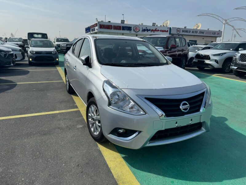 2026 Nissan Sunny 1.6-liter 4-cylinder Petrol Engine Silver Black Sedan GCC Specs Automatic