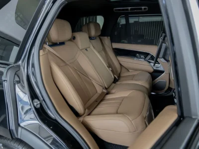 2026 Land Rover Range Rover AUTOBIOGRAPHY P530 4.4L V8 Twin-Turbo Black Tan SUV GCC