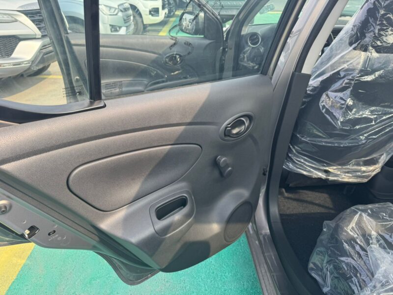 2026 Nissan Sunny 1.6-liter 4-cylinder Petrol Engine Grey Black Sedan GCC Specs Automatic