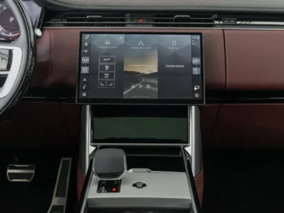 2026 Land Rover Range Rover AUTOBIOGRAPHY P530 4.4L V8 Twin-Turbo Black Red SUV GCC
