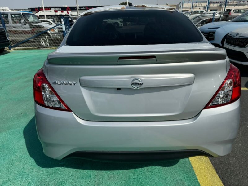 2026 Nissan Sunny 1.6-liter 4-cylinder Petrol Engine Silver Black Sedan GCC Specs Automatic
