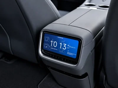 2025 Xiaomi YU7 Pro Electric Vehicle Grey Black SUV Chinese Specs 550 - 650 KM Range Automatic