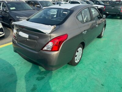 2026 Nissan Sunny 1.6-liter 4-cylinder Petrol Engine Grey Black Sedan GCC Specs Automatic