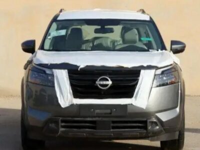 2024 Nissan Pathfinder 3.5-liter V6 Petrol Engine Grey Beige SUV GCC Specs Automatic