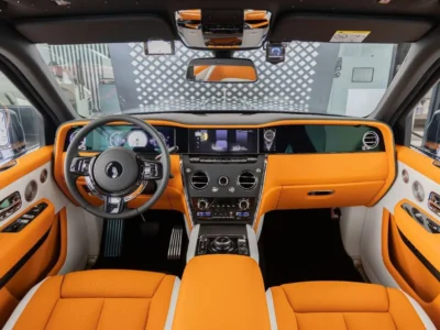 2026 Rolls Royce Cullinan SILVER BADGE 6.75 Litres Twin-Turbo V12 Engine Black Orange SUV