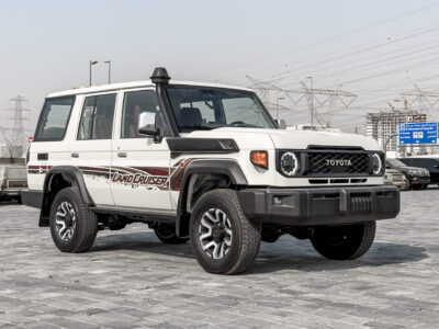 2026 Toyota Land Cruiser LC76 2.8 Litres 4-Cylinder Turbo Diesel Engine White Brown SUV GCC