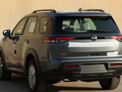 2024 Nissan Pathfinder 3.5-liter V6 Petrol Engine Grey Beige SUV GCC Specs Automatic