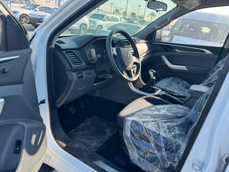 2022 MG T60 2.8-Litre Turbo-Diesel Engine White Black Pickup Truck GCC Specs Automatic