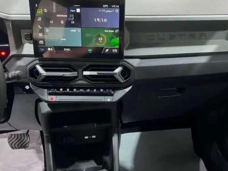 2026 RENAULT DUSTER 1.3 Litres Turbocharged Petrol Engine Grey Black SUV GCC Specs AWD