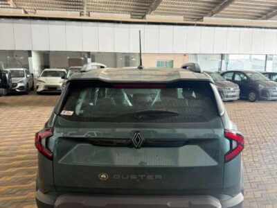 2026 RENAULT DUSTER 1.3 Litres Turbocharged Petrol Engine Green Beige SUV GCC Specs AWD