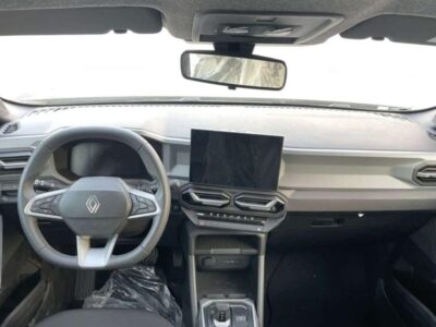 2026 RENAULT DUSTER 1.3 Litres Turbocharged Petrol Engine Amazon Green Black SUV GCC Specs