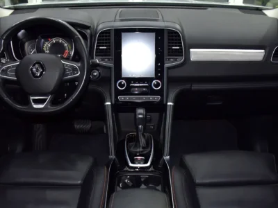 2023 Renault Koleos SE 4X4 2.5 Litres 4 Cylinders Petrol Engine White Black SUV GCC Specs