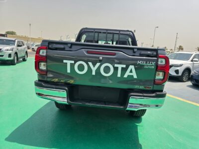 2026 Toyota Hilux 2.4 Litres 4 Cylinders Diesel Engine Grey Black Pickup Truck GCC Specs