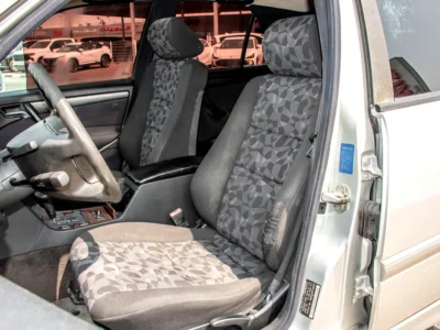 1998 Mercedes-Benz C-Class C200 2.0 Litres 4-cylinder Petrol Engine Silver Black Sedan Automatic