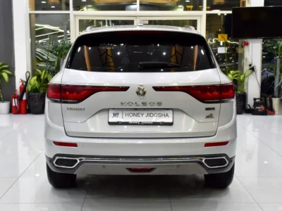 2023 Renault Koleos SE 4X4 2.5 Litres 4 Cylinders Petrol Engine White Black SUV GCC Specs
