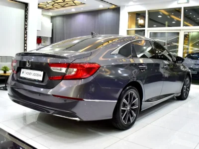 2022 Honda Accord EX-L 4 Cylinders Petrol Engine Grey Beige Sedan GCC Specs Automatic