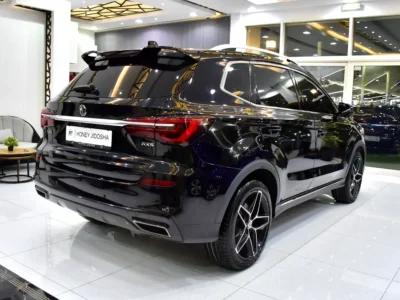 2025 MG RX5 Luxury 1.5L Turbocharged 4 Cylinders Petrol Engine Black Red Crossover GCC Specs