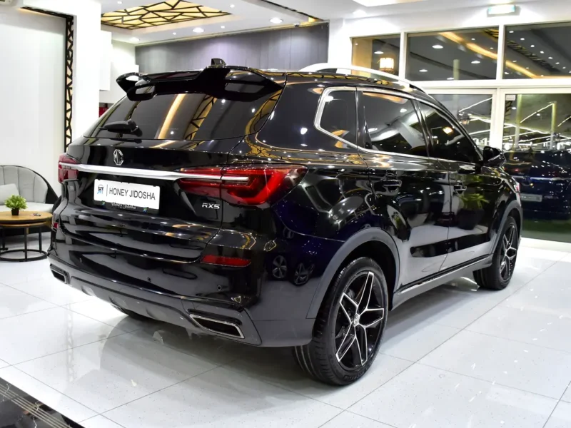 2025 MG RX5 Luxury 1.5L Turbocharged 4 Cylinders Petrol Engine Black Red Crossover GCC Specs