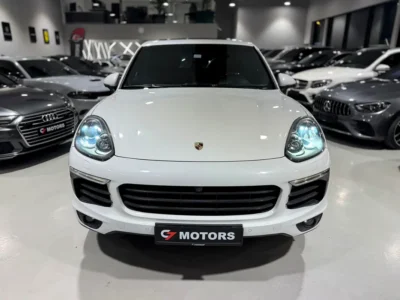 2016 Porsche Cayenne S 3.6 Litres V6 Twin-Turbo Petrol Engine White Red SUV GCC Specs