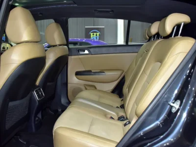 2019 Kia Sportage LX 4 Cylinders Petrol Engine Black tan SUV GCC Specs Automatic Transmission