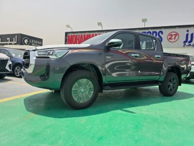 2026 Toyota Hilux 2.4 Litres 4 Cylinders Diesel Engine Grey Black Pickup Truck GCC Specs