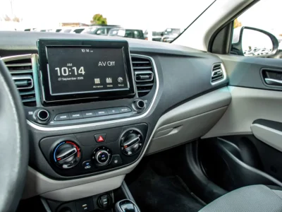 2023 Hyundai Accent SEL 1.6 Litres 4 Cylinders Petrol Engine Silver White Sedan GCC Specs