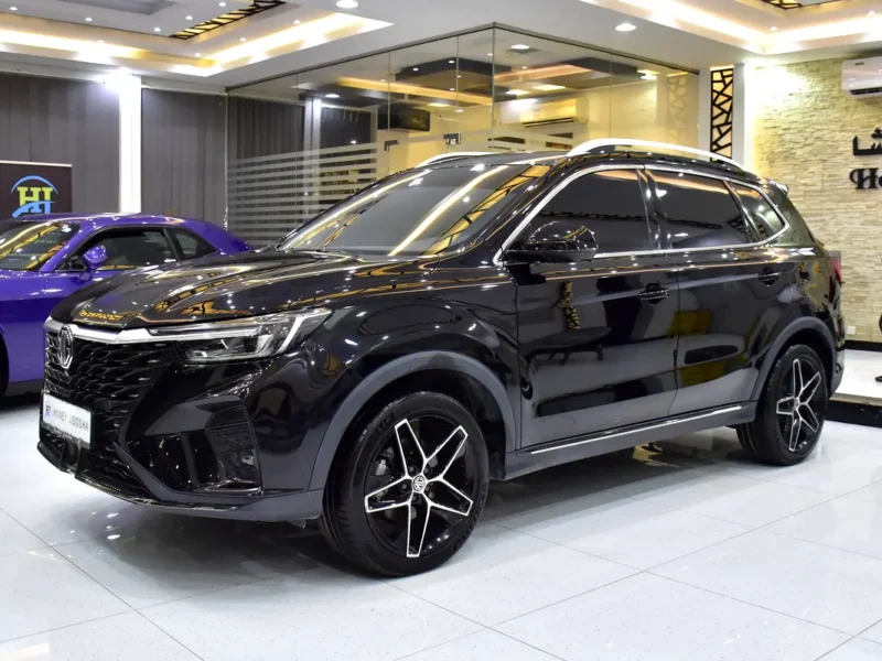2025 MG RX5 Luxury 1.5L Turbocharged 4 Cylinders Petrol Engine Black Red Crossover GCC Specs