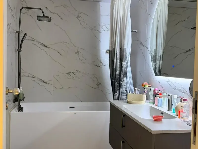 995 sqft Unfurnished 1BR Rented | Hub Canal 1 | Dubai Sports City