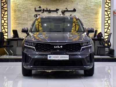 2023 Kia Sorento EX 2.5 Litres 4 Cylinders Petrol Engine Grey Beige SUV GCC Specs Automatic